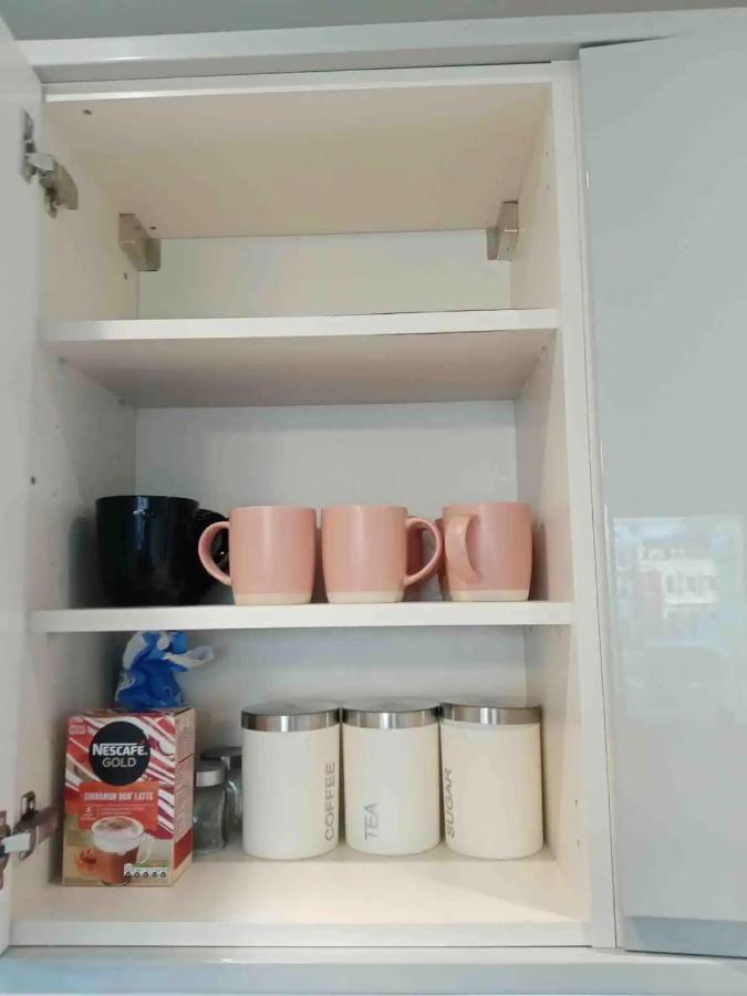 Beautiful Apartment Very Close To The Beach Brighton ภายนอก รูปภาพ